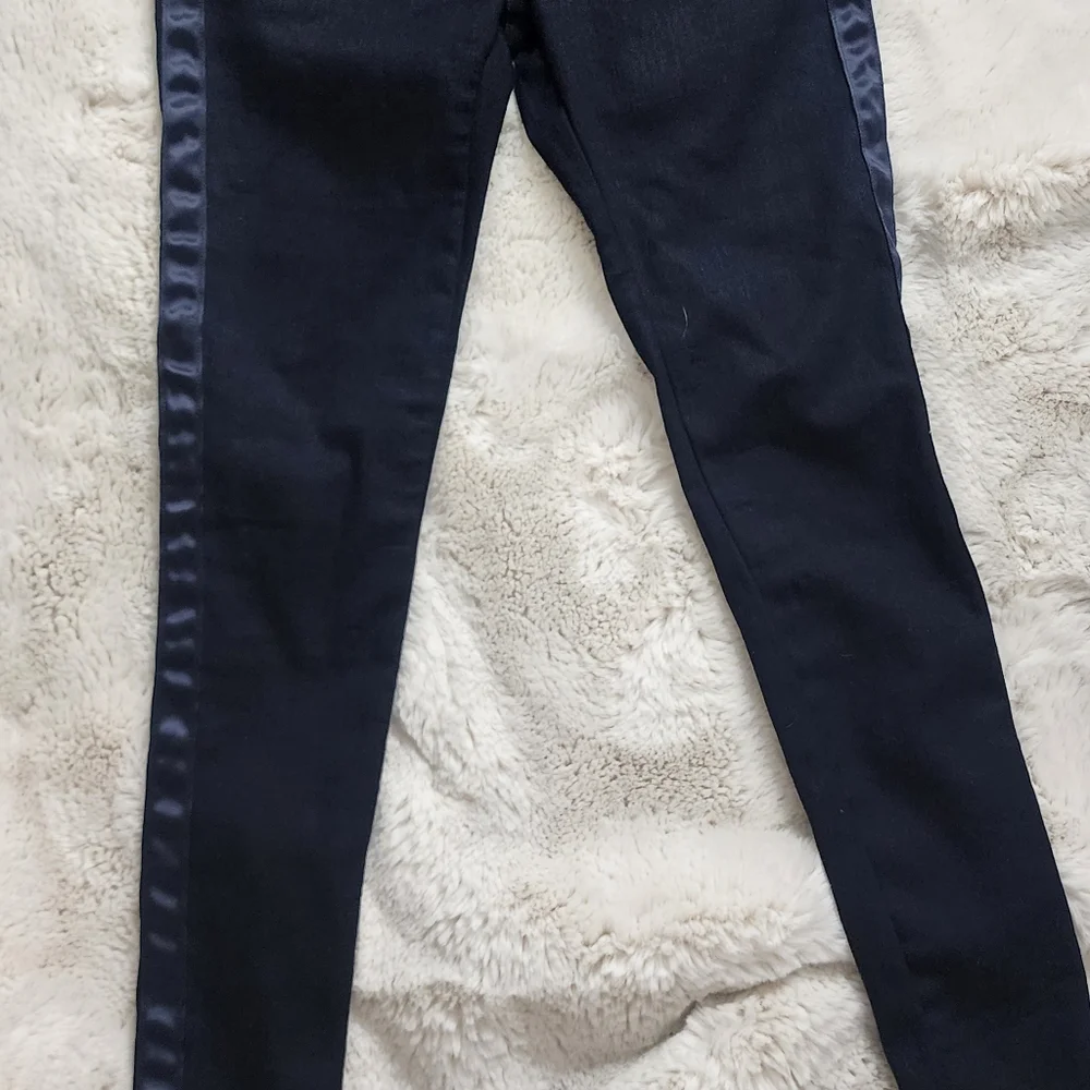 Pants - Picture 4 of 4